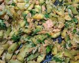 Foto del passaggio 3 della ricetta Zucchine e tonno