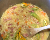 Foto del paso 7 de la receta: Risotto de calabacín y sus flores