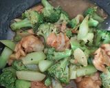 Foto langkah ke 6 dari resep Cah Ayam Brokoli.
