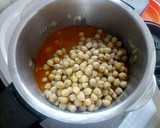 Foto del paso 7 de la receta: Potaje de Garbanzos y chorizo
