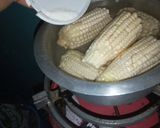 A picture of step 2 of Boiled coconut cream maize.
