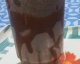 A picture of step 2 of Oreo milk shake.
