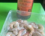 Foto langkah ke 1 dari resep Tumis Udang Saos Inggris.