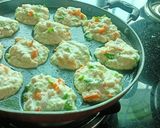 चीजी अप्पम (cheesy appam recipe in Hindi) रेसिपी चरण 4 फोटो