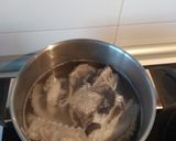 Foto del paso 1 de la receta: Merluza en salsa verde