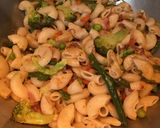 A picture of step 8 of Winter Vegetable Macaroni.