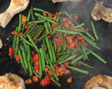 Foto del paso 3 de la receta: Paella de pollo y judía verde 🥘