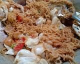 Foto langkah ke 3 dari resep Mie goreng bakso.
