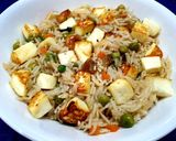 A picture of step 3 of Paneer Pulao.