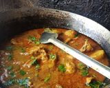 নতূন আলু দিয়ে ঝাল চিকেন র ঝোল (Natun aloo diye chicken r jhol recipe in Bengali) রেসিপি ধাপ - 7 ছবি