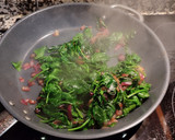 Foto del paso 2 de la receta: Pechugas con espinacas y ajos
