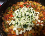 Foto del paso 6 de la receta: Sopa de verduras con huevo poche