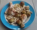 Foto del paso 1 de la receta Pollo con tomate y pimientos del piquillo