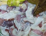 Foto langkah ke 1 dari resep Tumis cumi hitam simple.