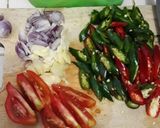 Foto langkah ke 1 dari resep Tumis Cumi Cabe Bawang.