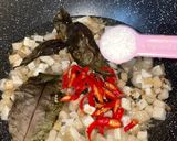 Foto langkah ke 4 dari resep Cah Tauge Tahu Cina Putih Daun Kucai.