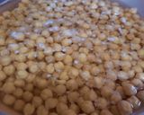A picture of step 1 of Chana chat.
