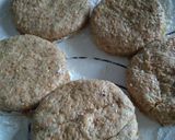 Foto del paso 6 de la receta: Muffins de salvado de trigo rellenos de pechuga de pollo molida con torrejas de remolacha cocida