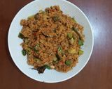 Foto langkah ke 3 dari resep Oseng oncom kuning pedas.