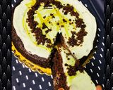 A picture of step 4 of Microwave baked jaggery cake with dash of honey.