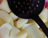 Foto del paso 5 de la receta: Tortilla hostelera, patatas y cebolla o con ajos tiernos