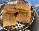 Foto langkah ke 5 dari resep Martabak Mie Pakai Kulit Lumpia.