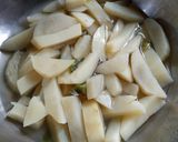 চিংড়ি দিয়ে আলু চচ্চড়ি(chingri diye aloo chorchori recipe in Bengali) রেসিপি ধাপ - 2 ছবি