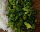Foto del paso 2 de la receta: Carne molida en salsa podomoro