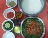 A picture of step 1 of Vegetable rice.