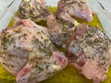 Pollo asado en horno con guarnición de patatas
