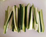 A picture of step 1 of Zucchine chips.