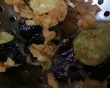 Foto langkah ke 1 dari resep Terong goreng tepung & sambel bawang mateng.