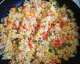 Foto langkah ke 3 dari resep Nasi Goreng Sayur.