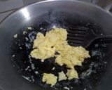 Foto langkah ke 3 dari resep Tumis Pokcoy Telur Orak Arik.