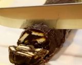 A picture of step 3 of Chocolate salami.