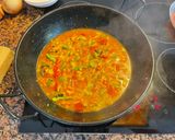 A picture of step 4 of Vegetable paella 🥘.
