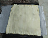 Foto del paso 6 de la receta: Hojaldre de pisto, huevo y atún