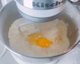 A picture of step 5 of Pineapple Cakes.