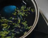 Foto langkah ke 1 dari resep 22. Nasi Kerabu / Blue Rice.