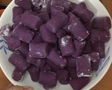 Hình bước làm 4 của món 🍠🧊Chè khoai dẻo trân châu 🥄🥣🥛