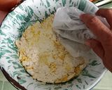Foto langkah ke 1 dari resep Martabak Tahu.