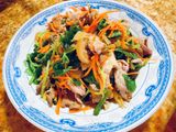 Thịt heo rừng xào rau càng cua