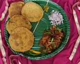 बेडमी पुरी विथ आलू की सब्जी (Bedmi Poori With Aloo Sabji Recipe In Marathi) रेसिपी स्टेप 6 फोटो 