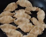 Foto langkah ke 4 dari resep Gyoza.