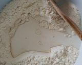 Foto langkah ke 2 dari resep Soft n fluffy milky bread (tanpa telur).