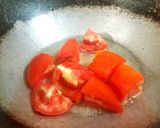 A picture of step 2 of Chicken Tikka Mince Curry😋.
