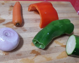 Foto del paso 1 de la receta: Fritada de verduras con butifarra negra y chorizo