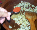 Foto del paso 3 de la receta: Rodaballo en salsa de pimentón