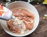 Hình bước làm 2 của món Cơm sườn chả trứng
