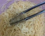 Foto langkah ke 2 dari resep Bihun campur sosis goreng🥰.